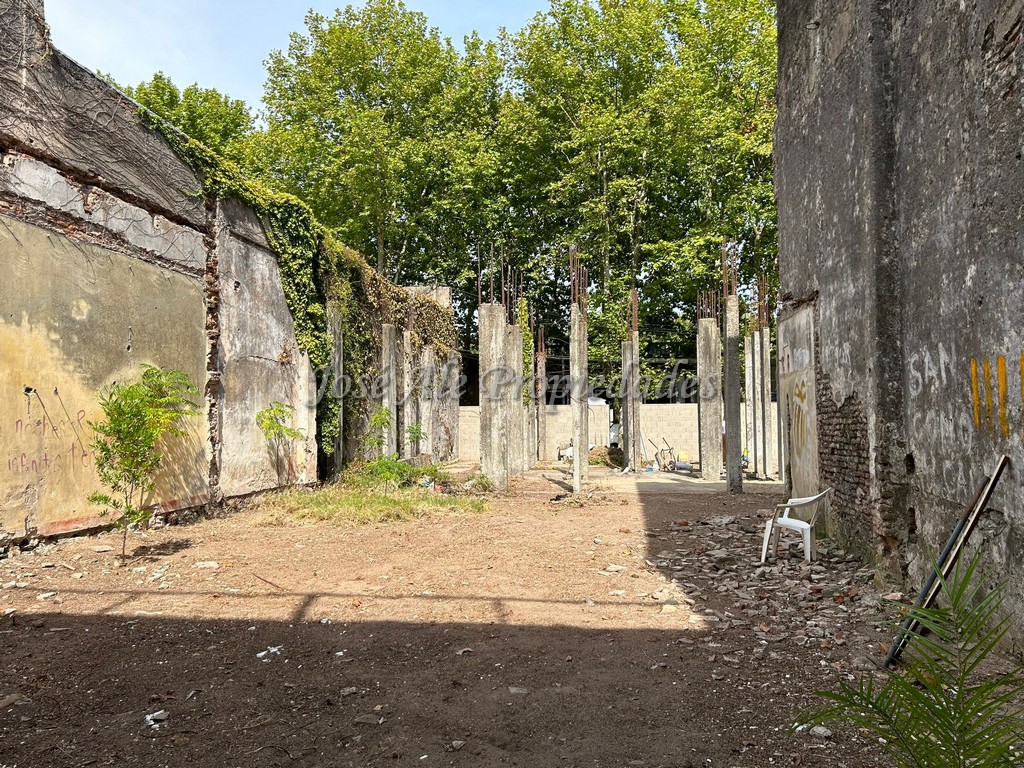 Imagen 6 de PARA INVERSORES  Único predio ubicado en el centro de la ciudad de Colonia del Sacramento.