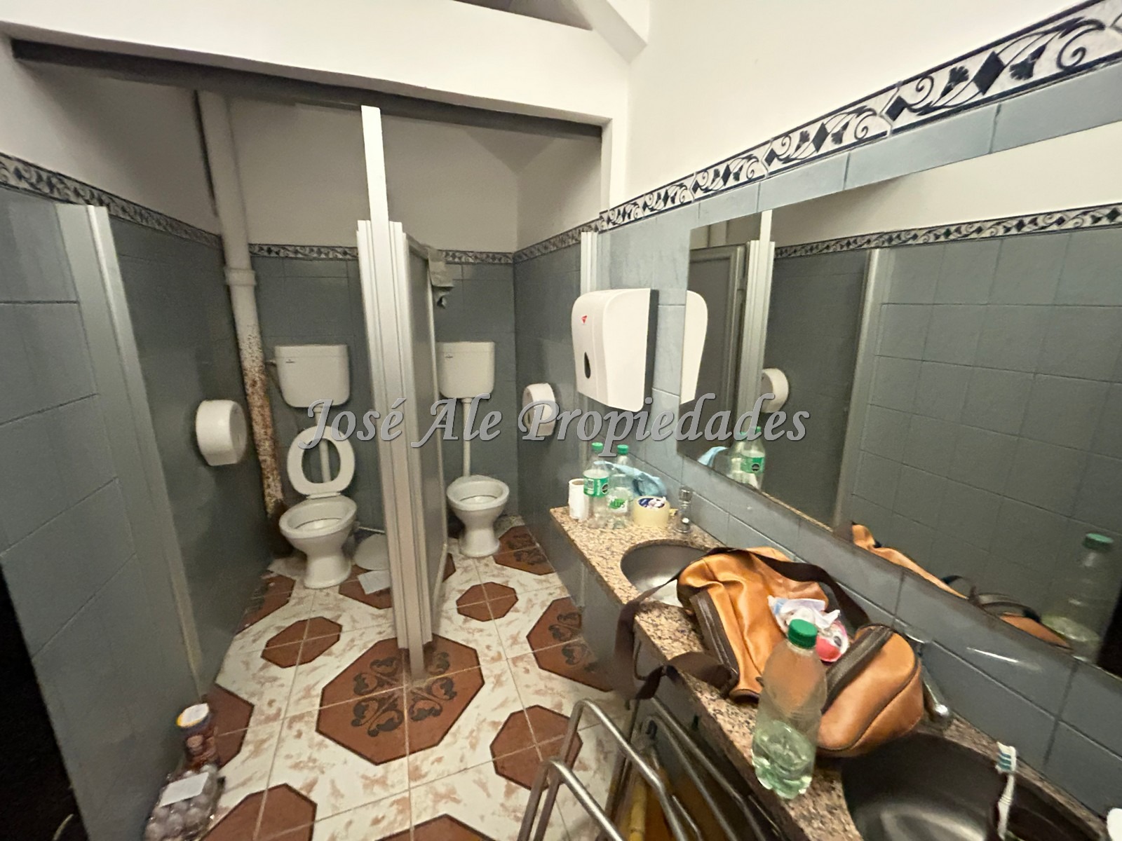 Imagen 8 de ¡Oportunidad de inversión! Increíble local comercial ubicado en el centro de la ciudad de Colonia.