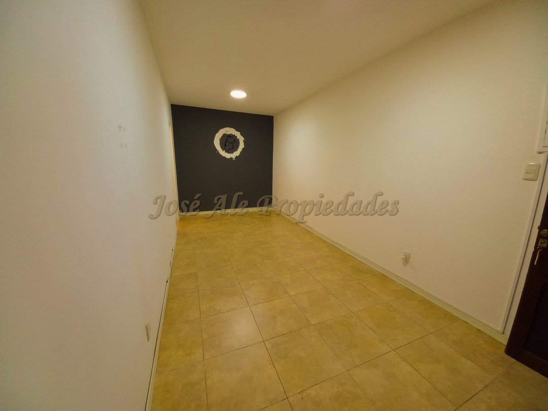 Imagen 8 de Local comercial en Galerías América en pleno centro de la ciudad de Colonia del Sacramento