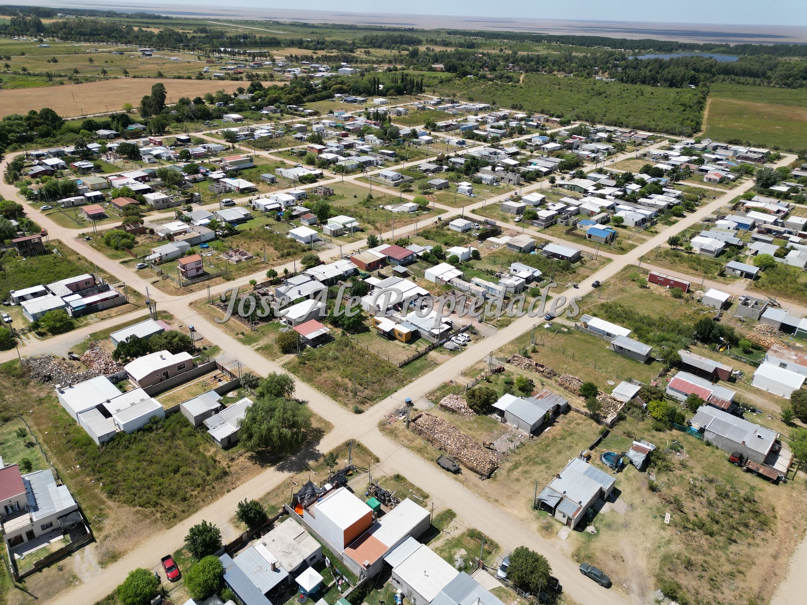 Imagen 5 de Lote de 3HA ubicado en la continuación del Barrio los Algodones, a la altura de la Bodega Bernardi por Ruta 1 en Colonia del Sacramento.