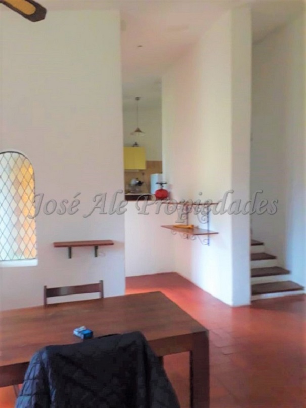 Imagen 4 de Chacra de 1 ha con bonita casa de amplios ambientes ubicada sobre el ingreso del Embarcadero de Riachuelo.