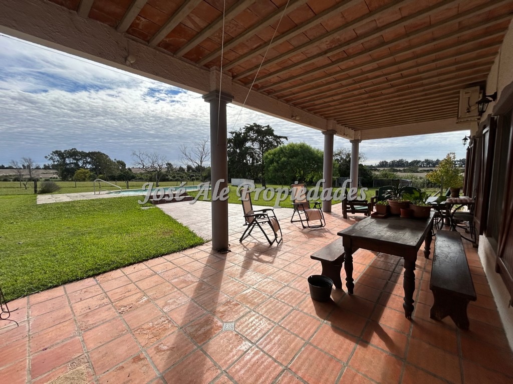 Imagen 8 de Chacra ubicada sobre Ruta 1 vieja a 15 minutos del centro de Colonia.