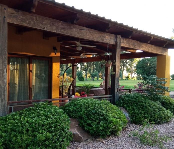 Extraordinaria propiedad a 4000 metros del centro de Colonia del Sacramento.