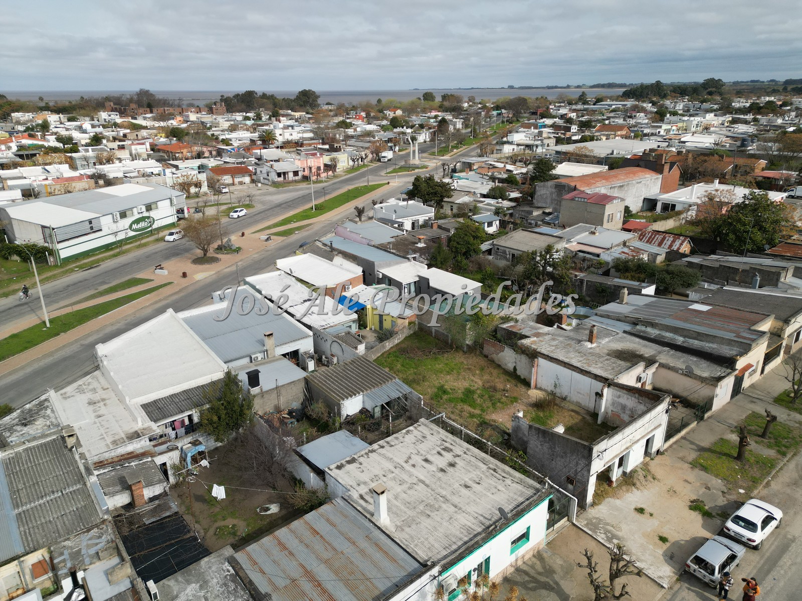 Imagen 5 de Terreno ubicado en el centro de Juan Lacaze, Colonia.