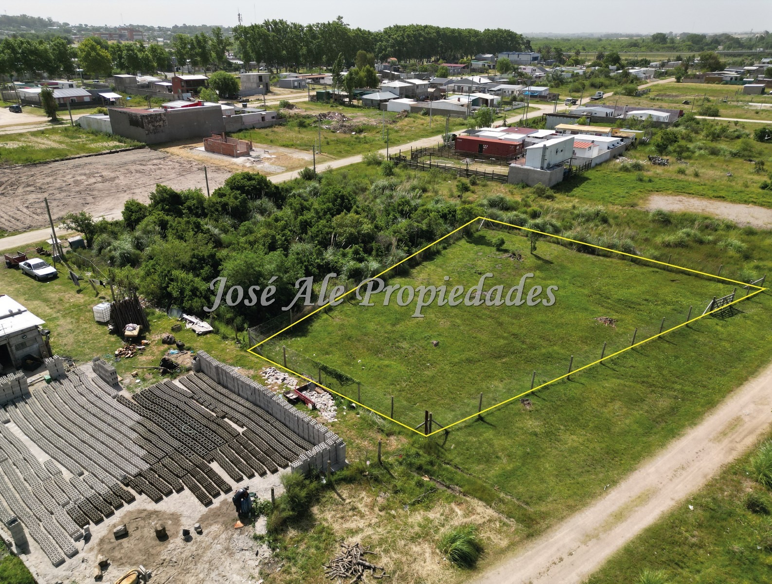 Imagen 1 de Terreno ubicado en zona estratégica, próximo a playa Ferrando, Ruta N°1 y centro de la ciudad de Colonia del Sacramento.