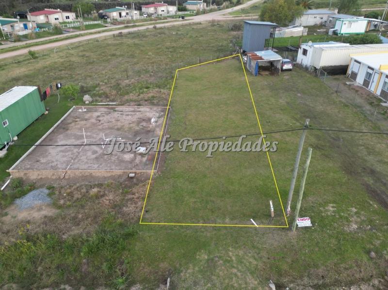 Terreno ubicado en Fraccionamiento Futuro a pocas cuadras del Super Mágico, ideal para edificar tu primer casa o para construir apartamentos para obtener renta.