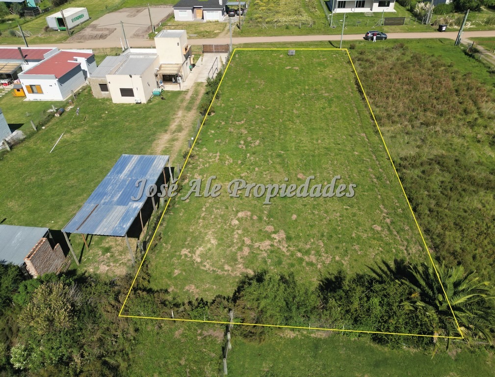 Imagen 8 de Terreno alto y parejo, de 1145m2 ubicado en una zona muy linda, Próximo a la Plaza de Toros de Colonia del Sacramento.