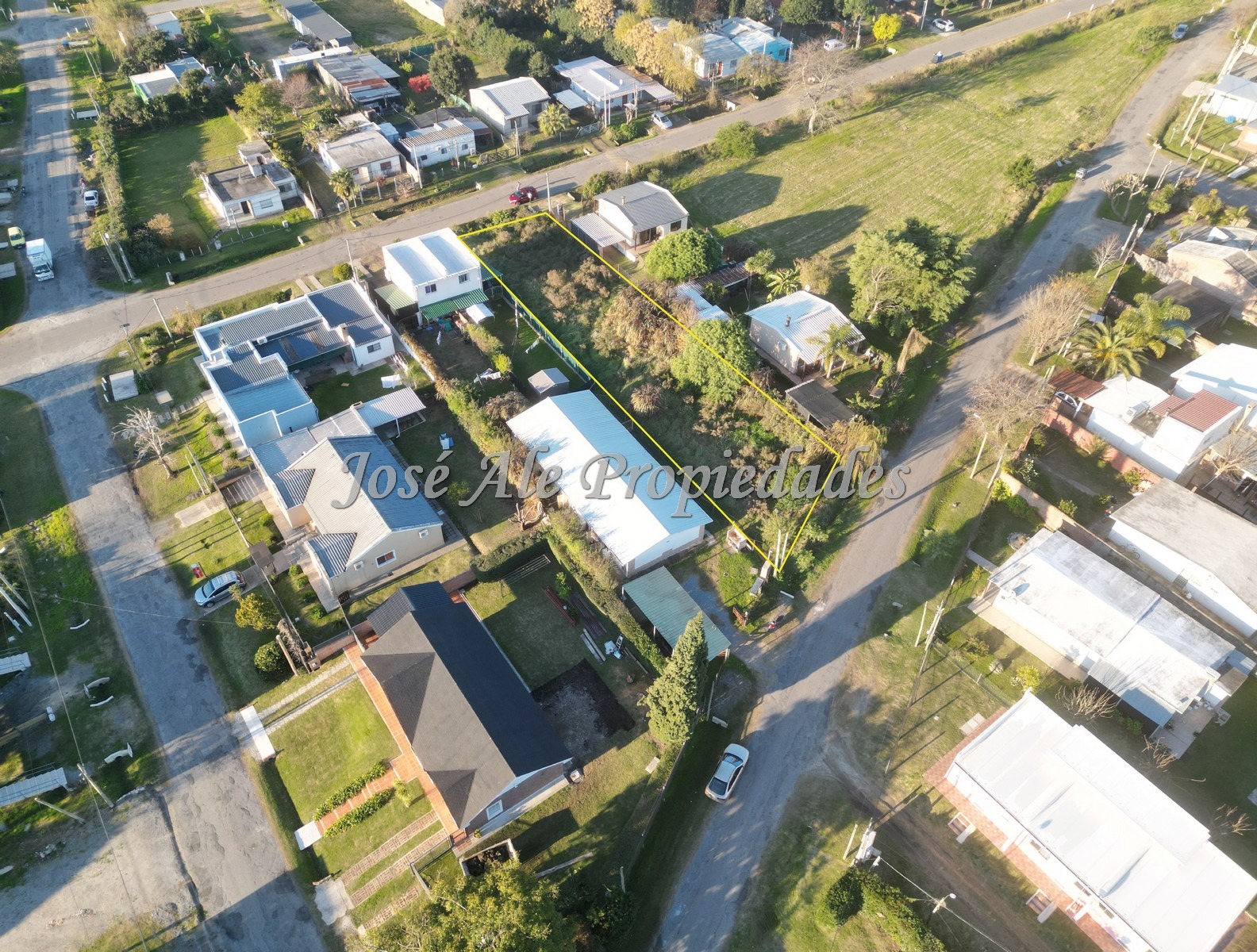 Imagen 3 de Terreno ubicado en el Real de San Carlos con salida a 2 calles, a pocas cuadras de la Plaza de Toros, Colonia.