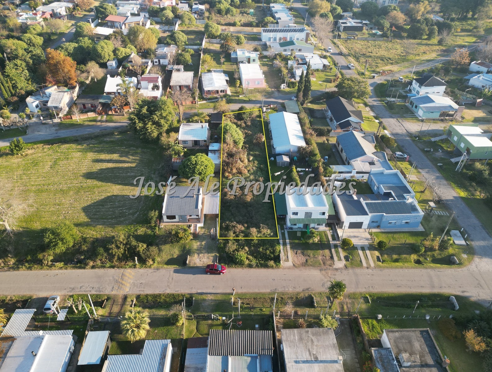 Imagen 5 de Terreno ubicado en el Real de San Carlos con salida a 2 calles, a pocas cuadras de la Plaza de Toros, Colonia.