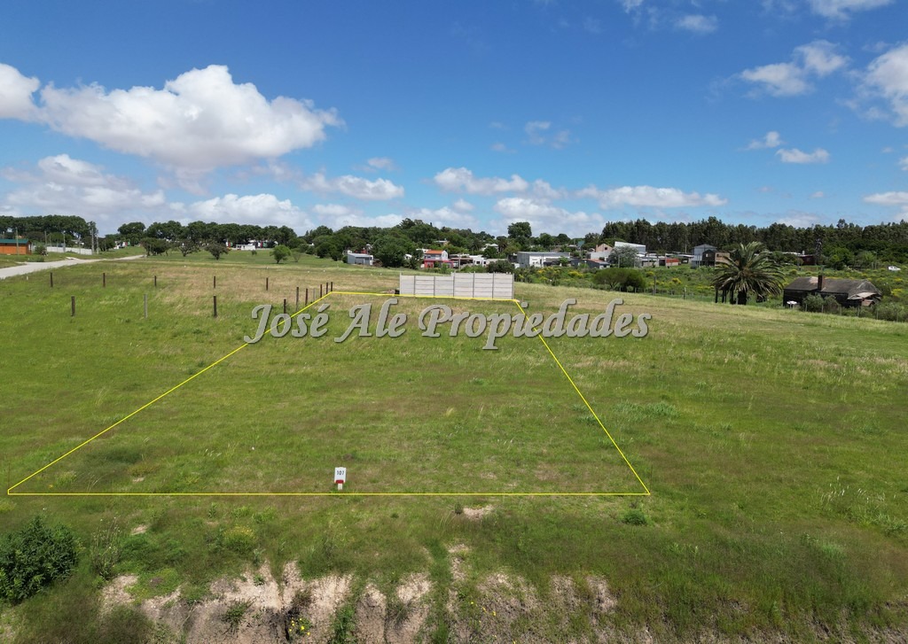 Imagen 4 de Terreno en barrio Los Ceibos.