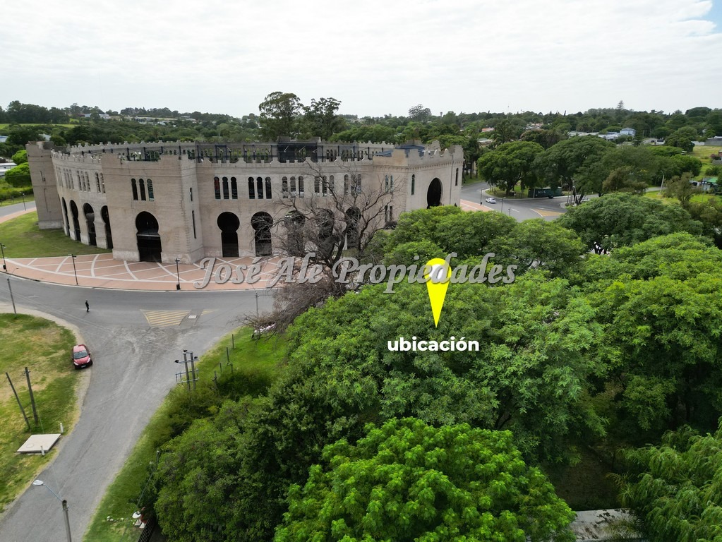 Imagen 7 de EN VENTA Terreno de 933 m2 ubicado en frente a la renovada Plaza de Toros de Colonia del Sacramento. Ideal emprendimiento o desarrollo inmobiliario!