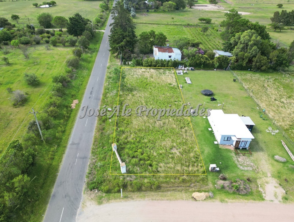 Imagen 1 de Terreno de 1001 m2 ubicado en esquina en el Real de San Carlos.