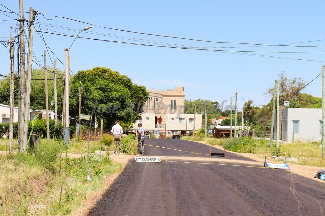 Imagen 8 de Terreno ubicado en Maestro Hemerson Klappenbach a tan solo 200 mts de la renovada Plaza de Toros, próximo a todos los servicios.