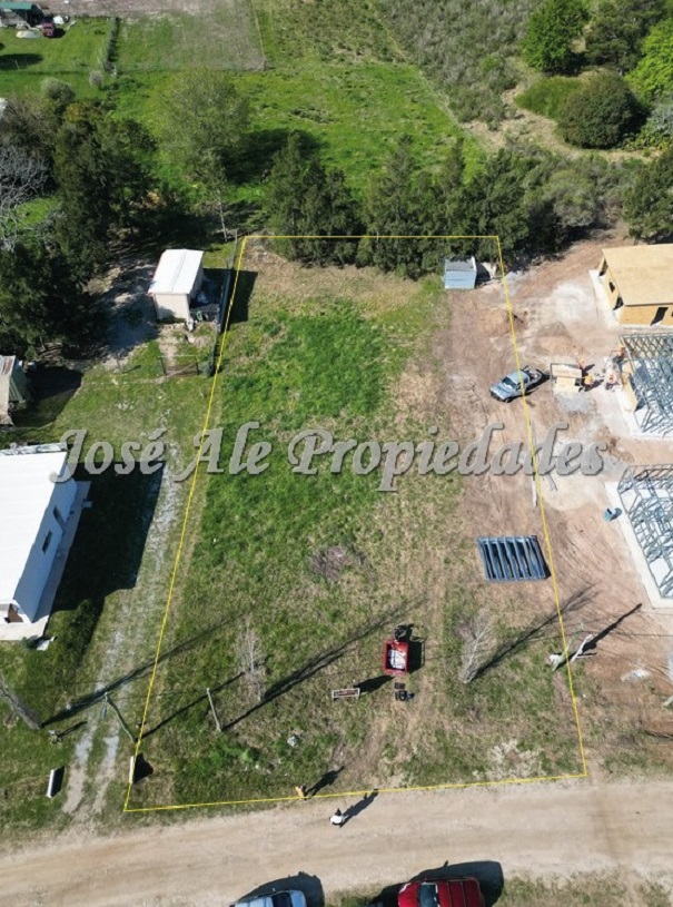 Imagen 4 de Amplio terreno de 1200 mts de superficie en hermosa y tranquila zona.