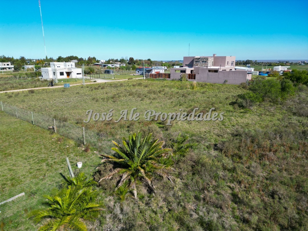 Imagen 3 de Terreno ubicado en zona Real de San Carlos, camino del medio, se trata de un terreno de 1000m2 de sup.