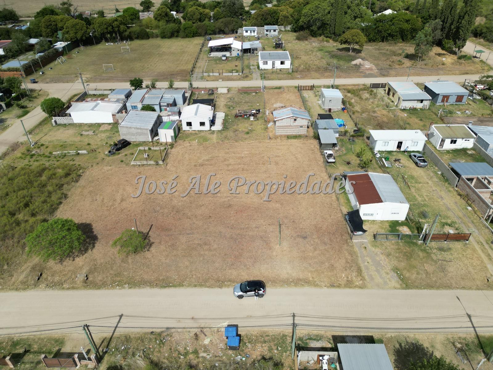 Imagen 6 de Se trata de 1 terreno ubicado en el barrio Los Algodones, El General. A metros de la Ruta nº1, Colonia.
