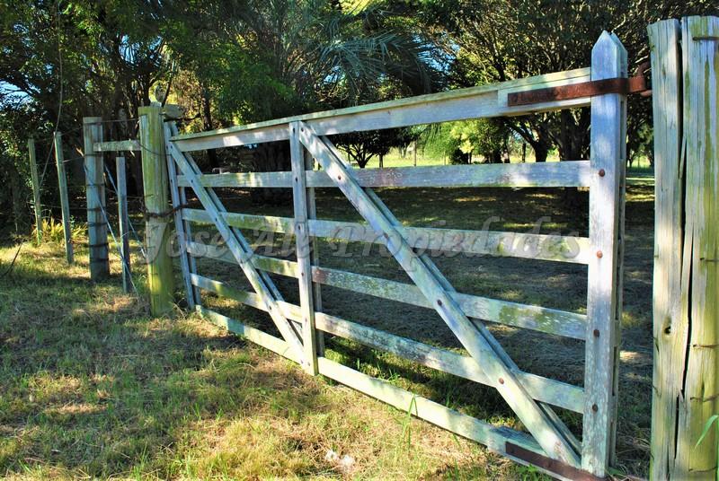 Hermoso terreno de fácil acceso a 100m de ruta 1 y a 10 minutos del centro de la ciudad de Colonia.