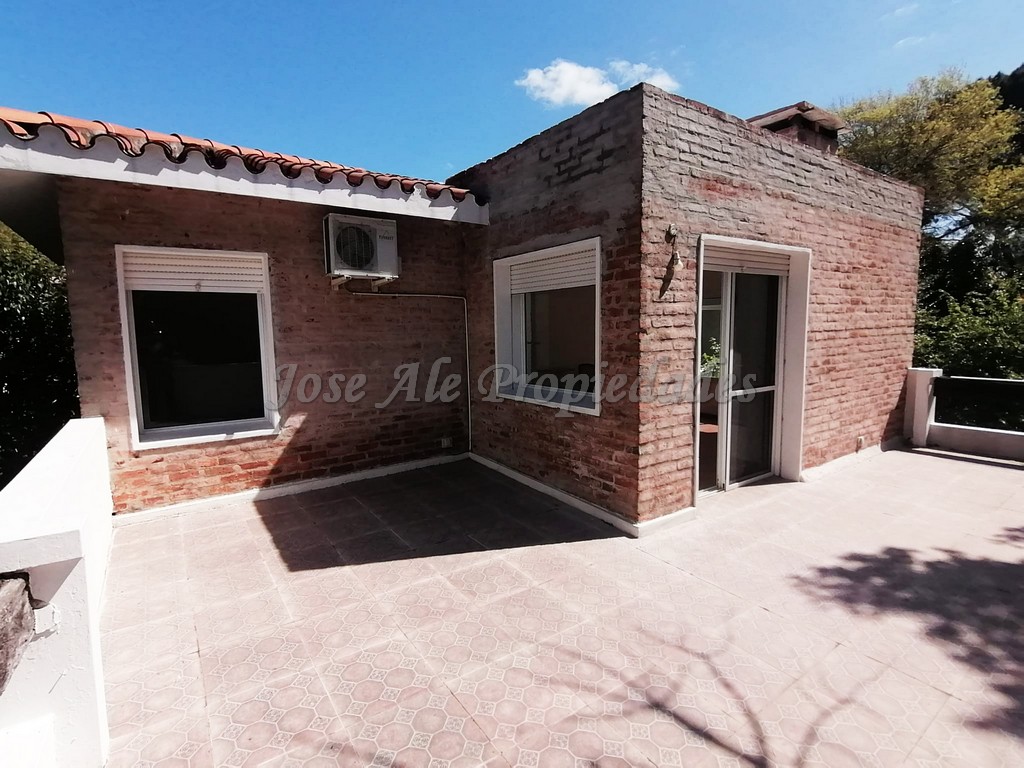 Imagen 8 de Espectacular propiedad a solo metros de Rambla Costanera y playas de Colonia del Sacramento.