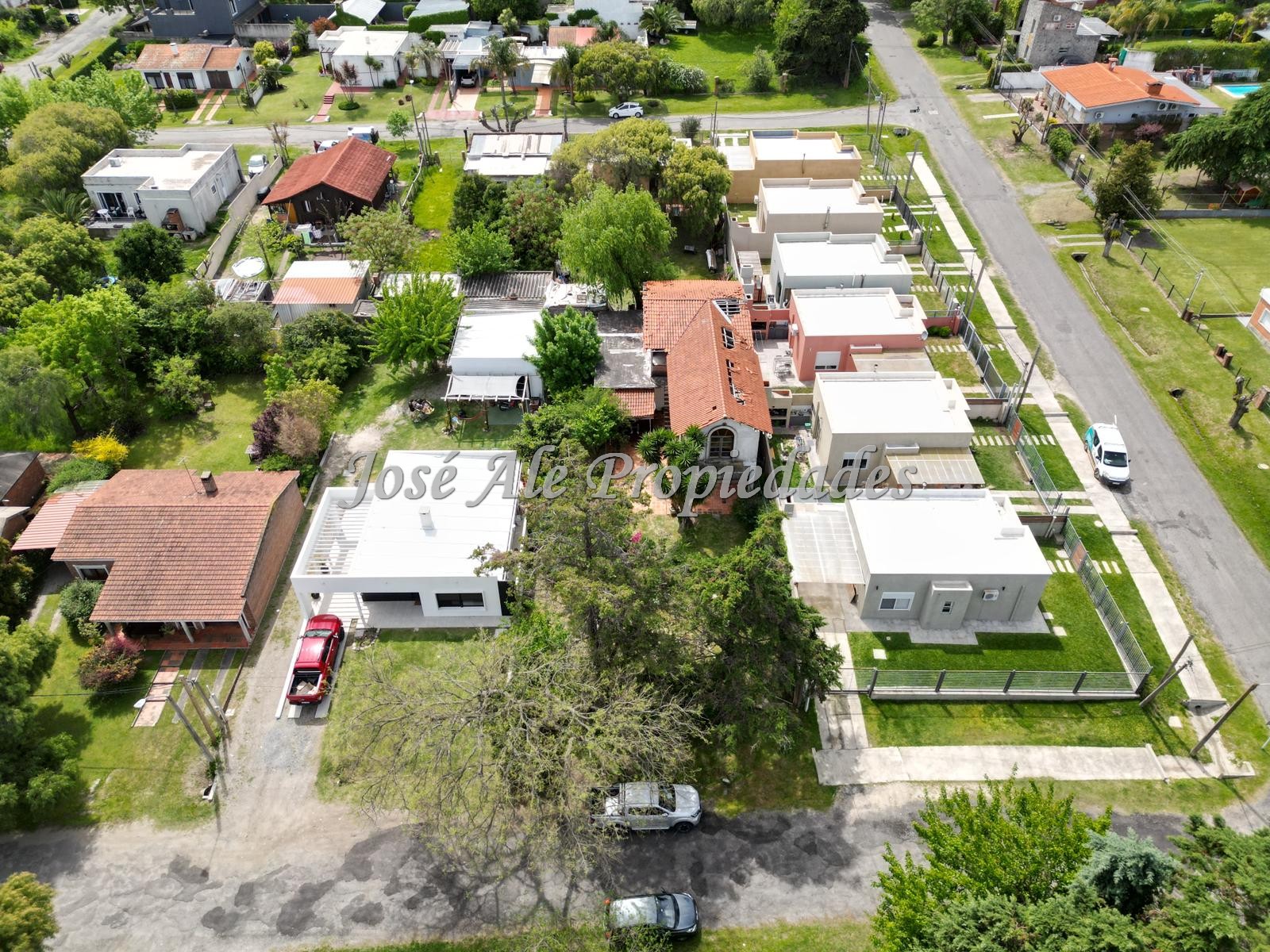 Imagen 2 de Propiedad ubicada a 2 cuadras de la Rambla Costanera y Playas de Colonia.