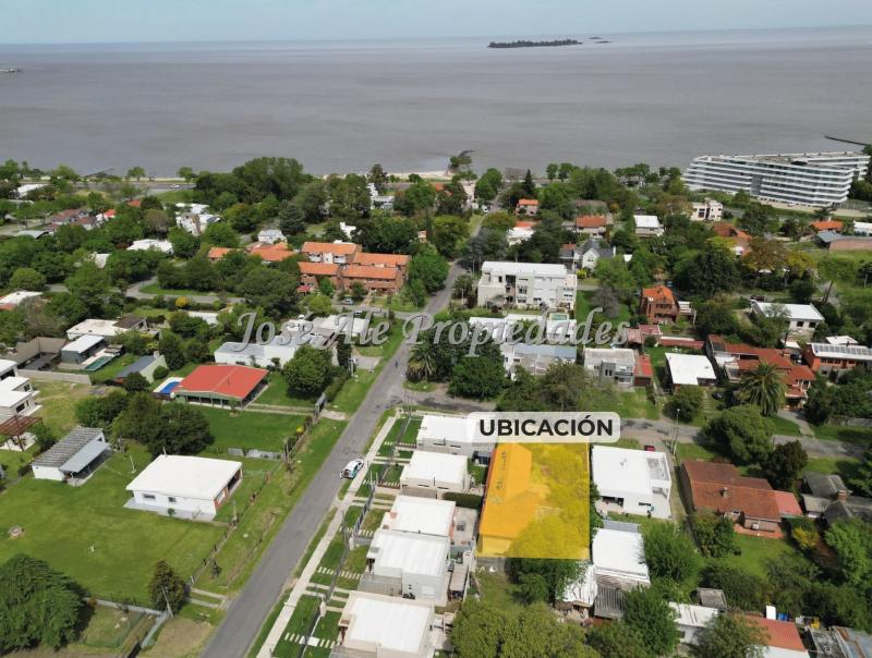 Propiedad ubicada a 2 cuadras de la Rambla Costanera y Playas de Colonia.