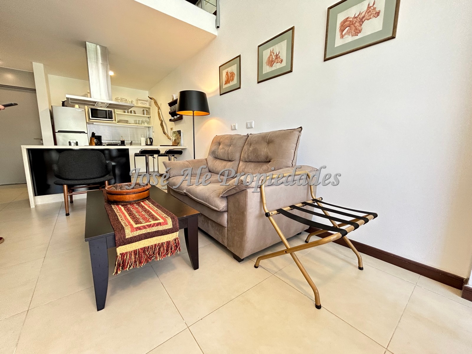 Imagen 2 de Hermoso Departamento tipo Loft con total equipamiento, ubicado sobre Rambla de las Américas