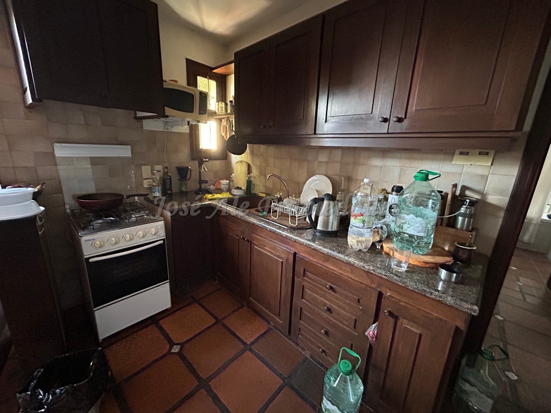 Imagen 8 de ATENCION! Destacada propiedad ubicada en el corazón del Barrio Histórico con increíble vista a la bahía de Colonia