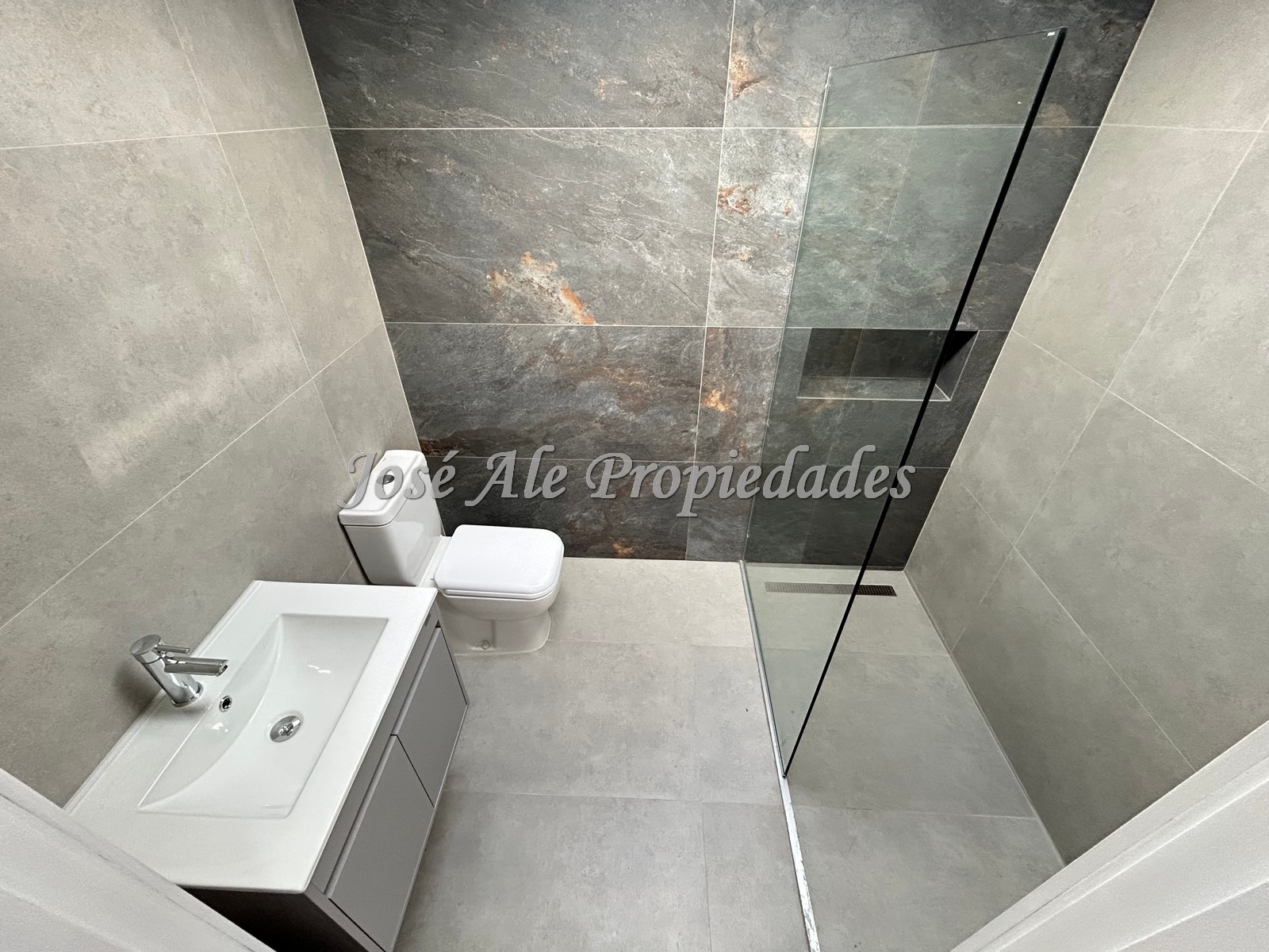 Imagen 9 de Destacada propiedad a estrenar ubicada en zona Balnearia de a pocas cuadras de la Rambla Costanera, Colonia.