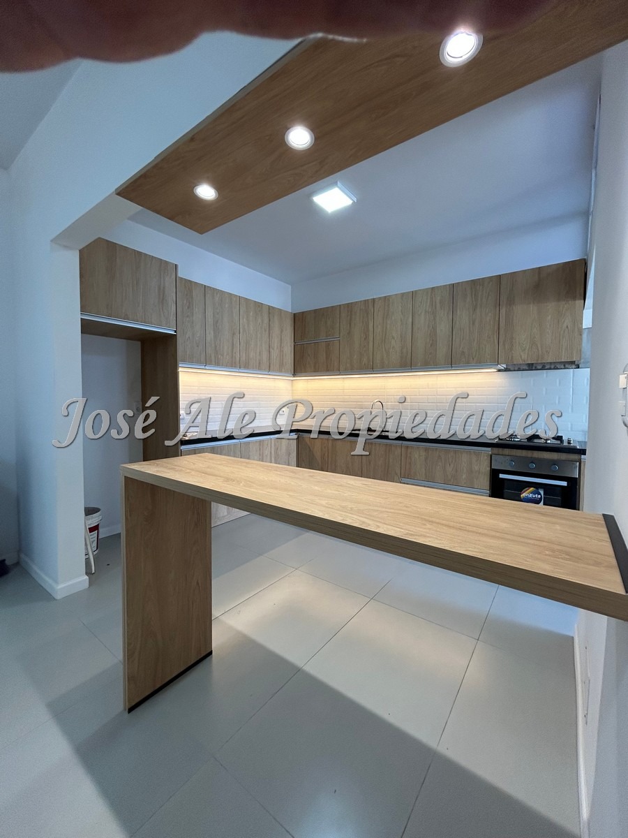 Imagen 6 de Hermosa propiedad completamente reciclada ubicada en el centro de la ciudad de Colonia.