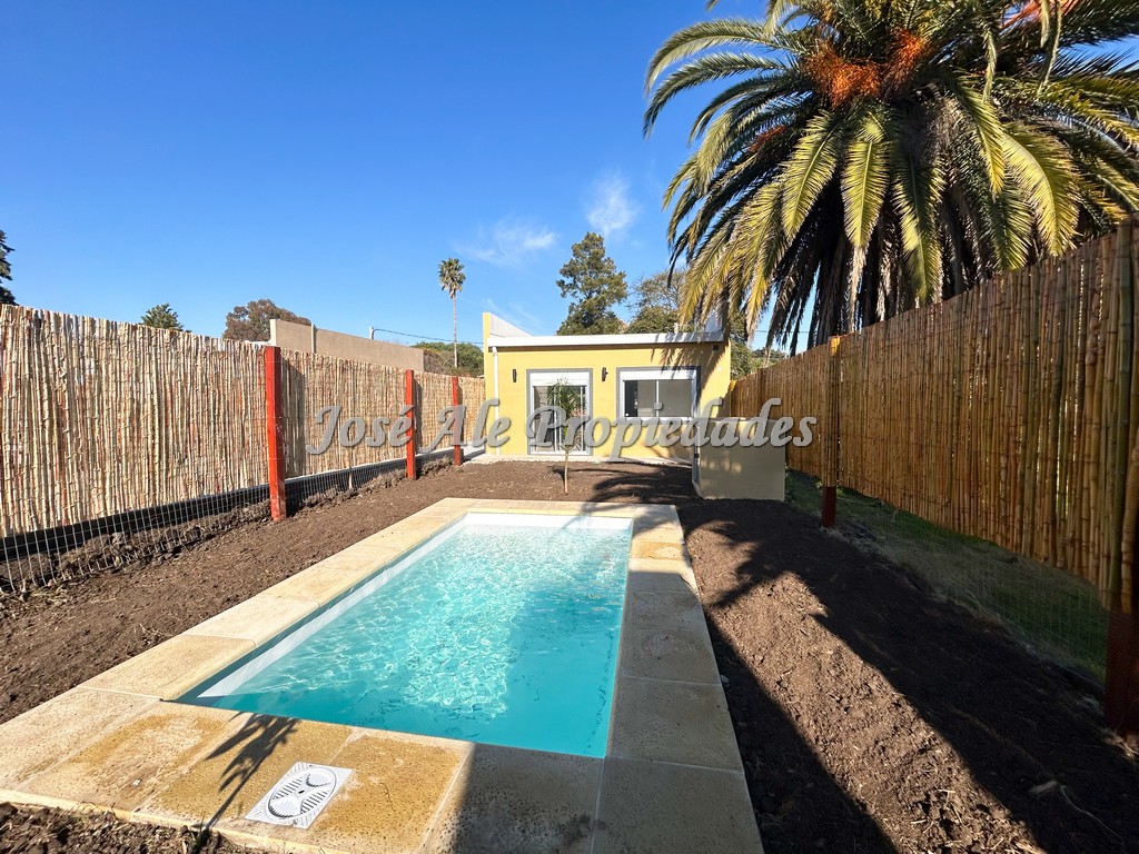 Imagen 1 de PROPIEDAD DE 2 DORMITORIOS CON PISCINA.