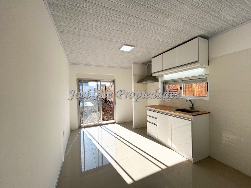 Imagen 5 de PROPIEDAD DE 2 DORMITORIOS CON PISCINA.