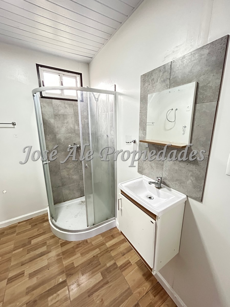 Imagen 8 de Casa ubicada en ruta 21 a tan solo 10 minutos del centro de la ciudad de Colonia del Sacramento.