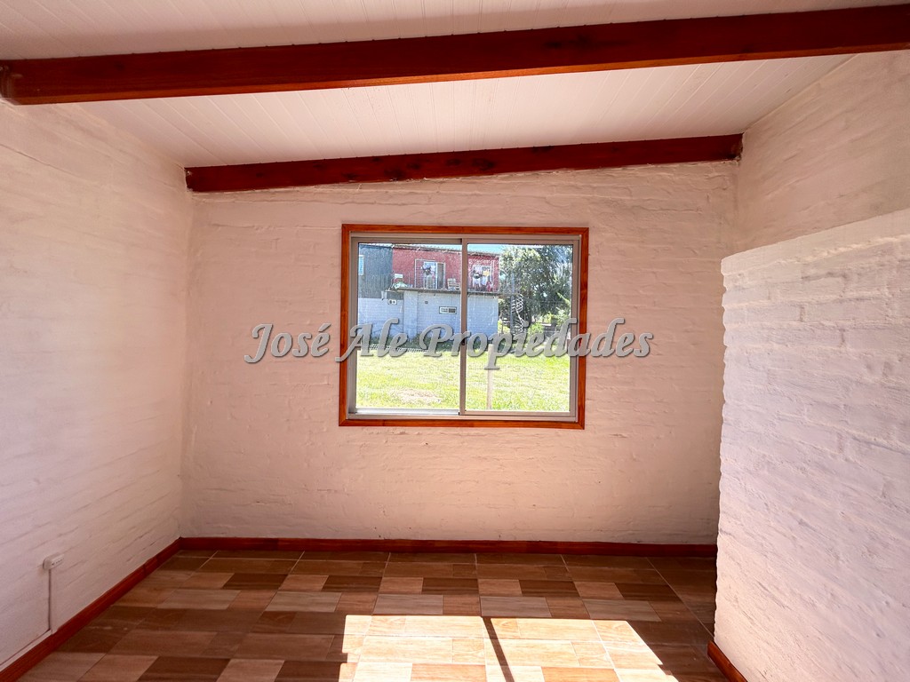 Imagen 6 de Casa ubicada en el Real de San Carlos a pocos cuadras de la Rambla de Colonia.