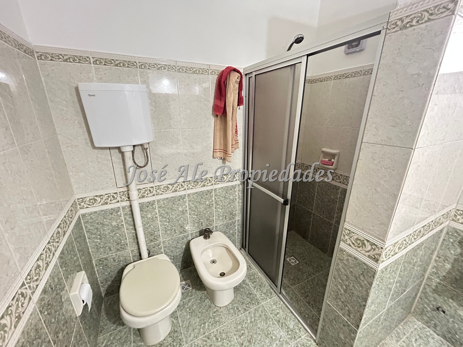 Imagen 7 de Importante propiedad de 176m2 ubicada a metros de la Rambla Costanera y playas de Colonia.