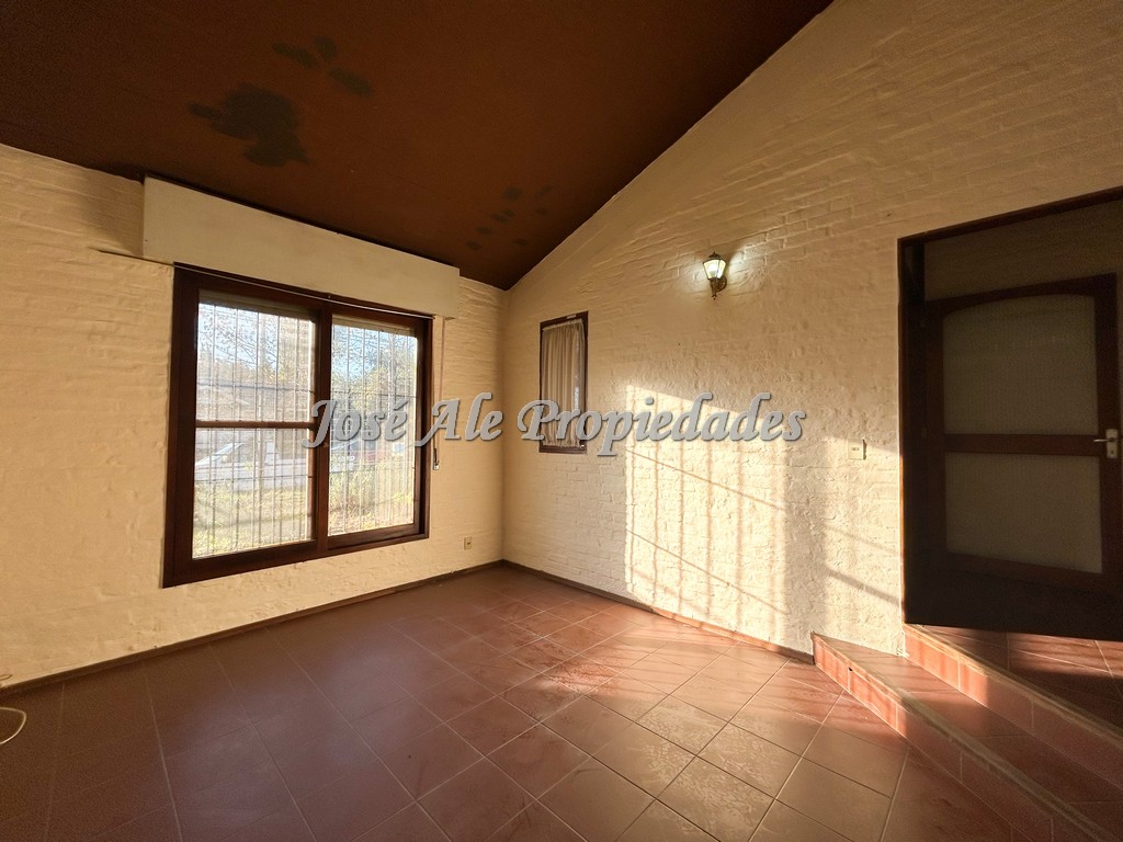 Imagen 7 de Bonita propiedad ubicada en zona Ferrando, Colonia del Sacramento próxima a todos los servicios.