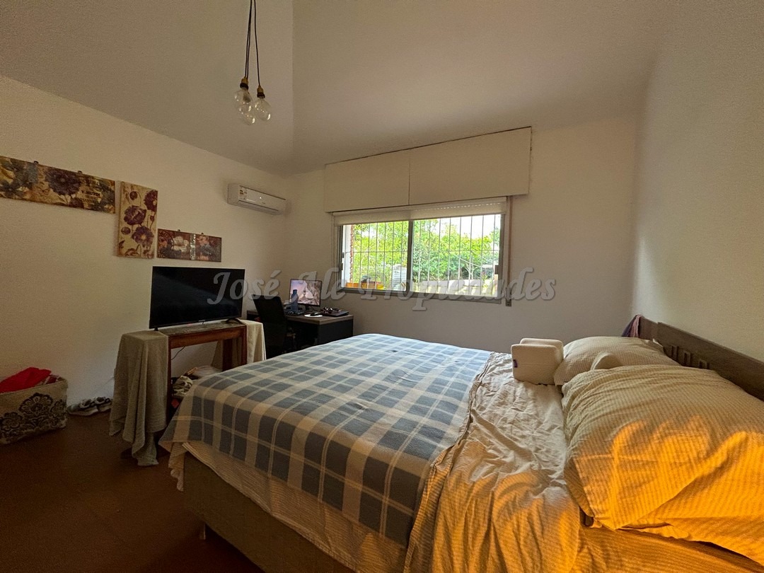 Imagen 6 de Excelente propiedad ubicada a metros de Rambla Costanera, estratégicamente ubicada a pasos del centro de la ciudad.