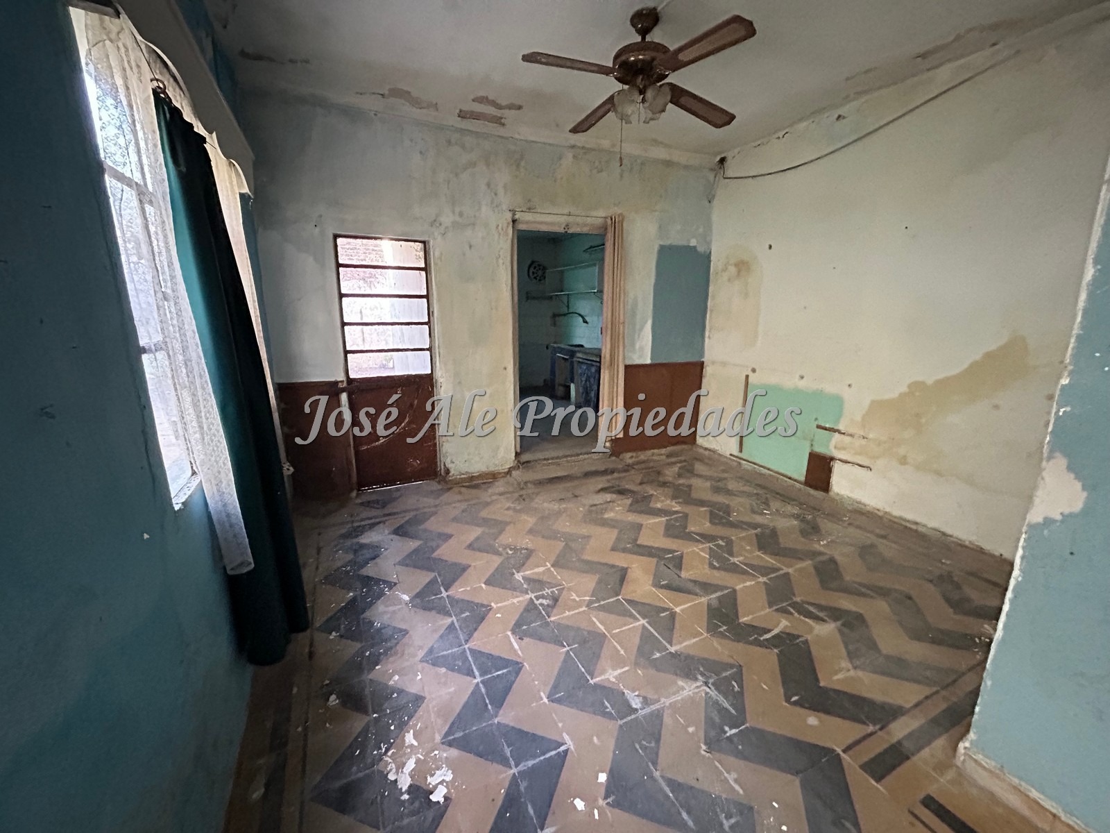 Imagen 7 de 3 Propiedades para reciclar, ubicadas en el centro de la ciudad de Colonia.