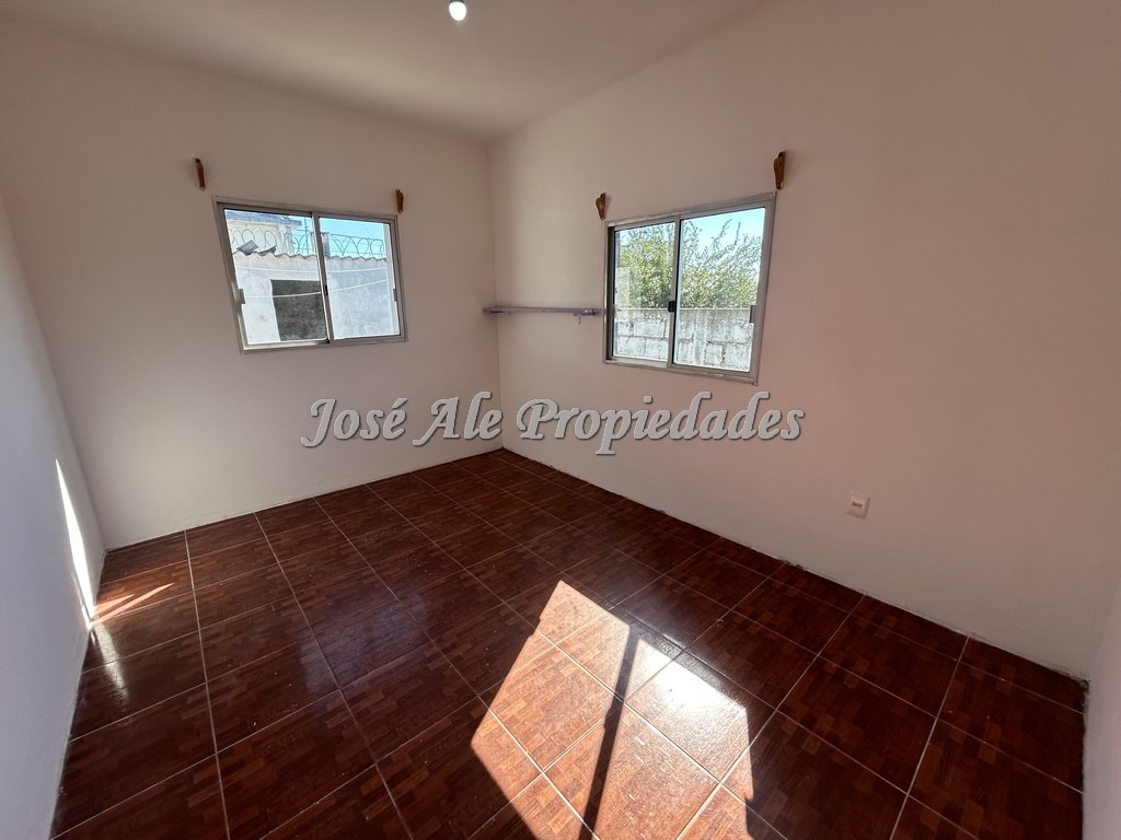 Imagen 5 de Casa de 2 dormitorios, Colonia.