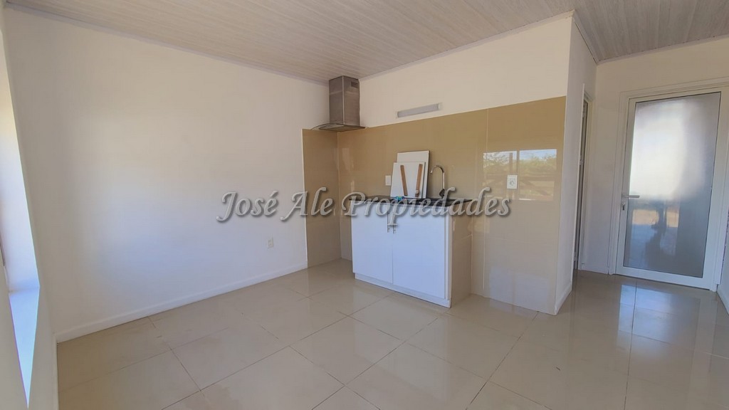 Imagen 2 de Apartamento ubicado en el Real de San Carlos, próxima a todos los servicios y centros de estudios.