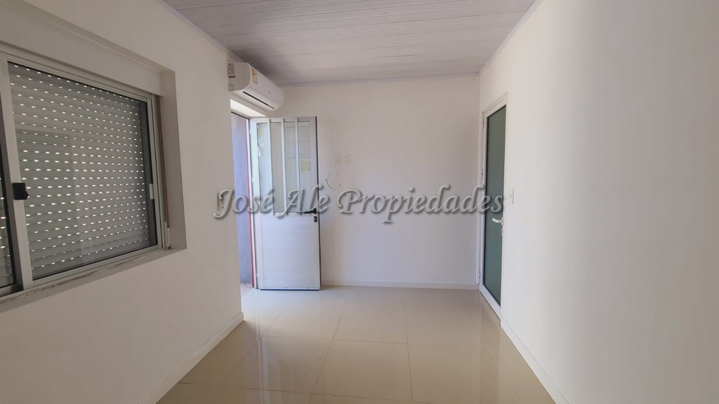 Imagen 4 de Apartamento ubicado en el Real de San Carlos, próxima a todos los servicios y centros de estudios.