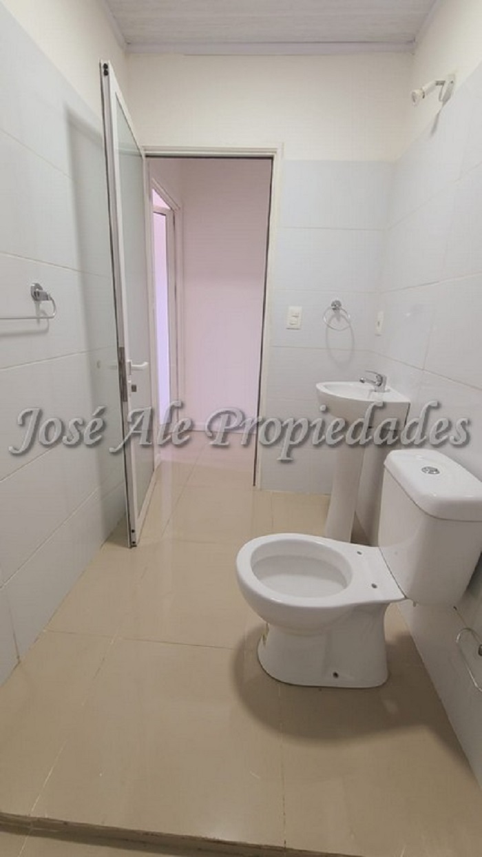 Imagen 7 de Apartamento ubicado en el Real de San Carlos, próxima a todos los servicios y centros de estudios.