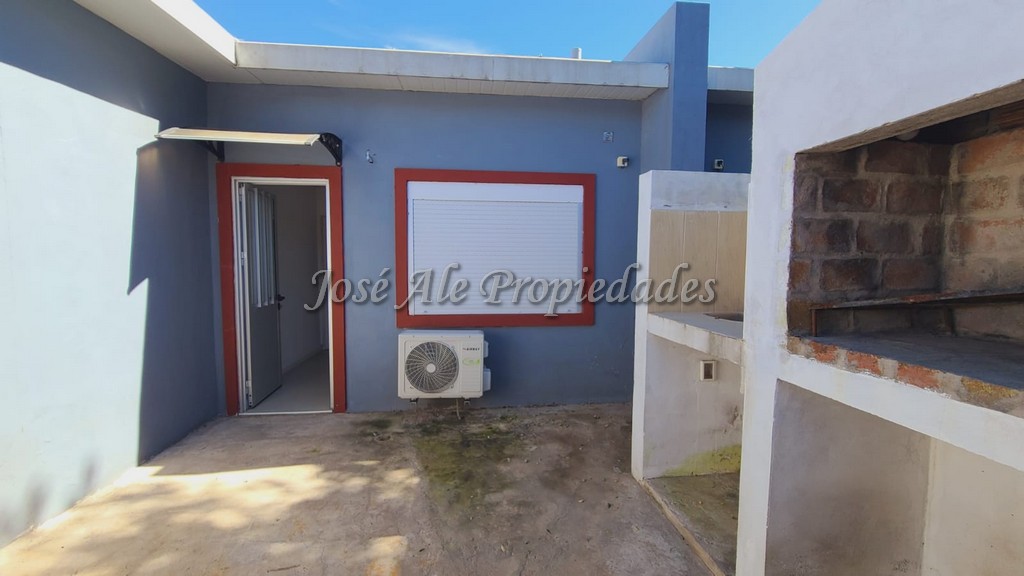 Imagen 9 de Apartamento ubicado en el Real de San Carlos, próxima a todos los servicios y centros de estudios.