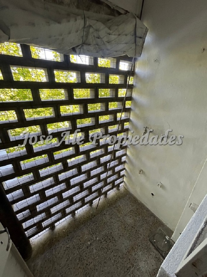 Imagen 10 de Hermoso apartamento de 2 dormitorios y 1 baño, ubicado en Avda. Principal de Colonia del Sacramento.