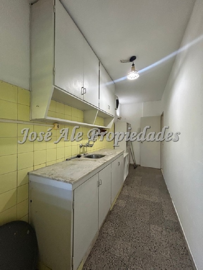 Imagen 3 de Hermoso apartamento de 2 dormitorios y 1 baño, ubicado en Avda. Principal de Colonia del Sacramento.