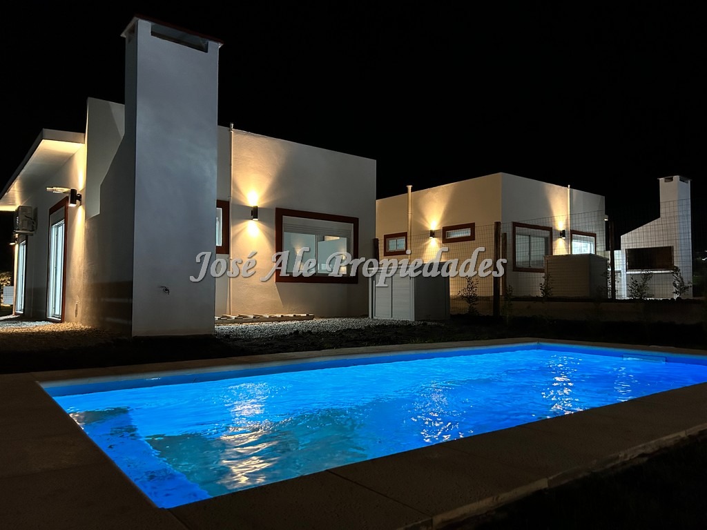 Imagen 2 de Casa unidad 2, se encuentra ubicado en hermoso fraccionamiento del Real de San Carlos.