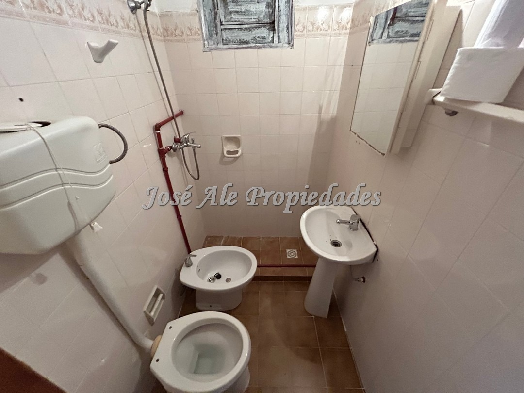 Imagen 7 de DESTACADA INVERSIÓN. Se trata de 6 aptos en un mismo padrón.