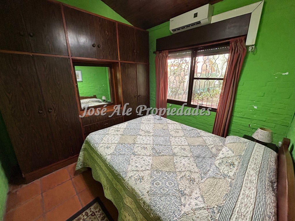 Imagen 8 de Casa ubicada en el Balneario Santa Ana amueblada a pocas cuadras de la playa.