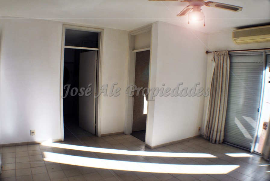 Imagen 4 de Excelente Departamento ubicado en pleno centro de Colonia del Sacramento, a pasos de todos los servicios.