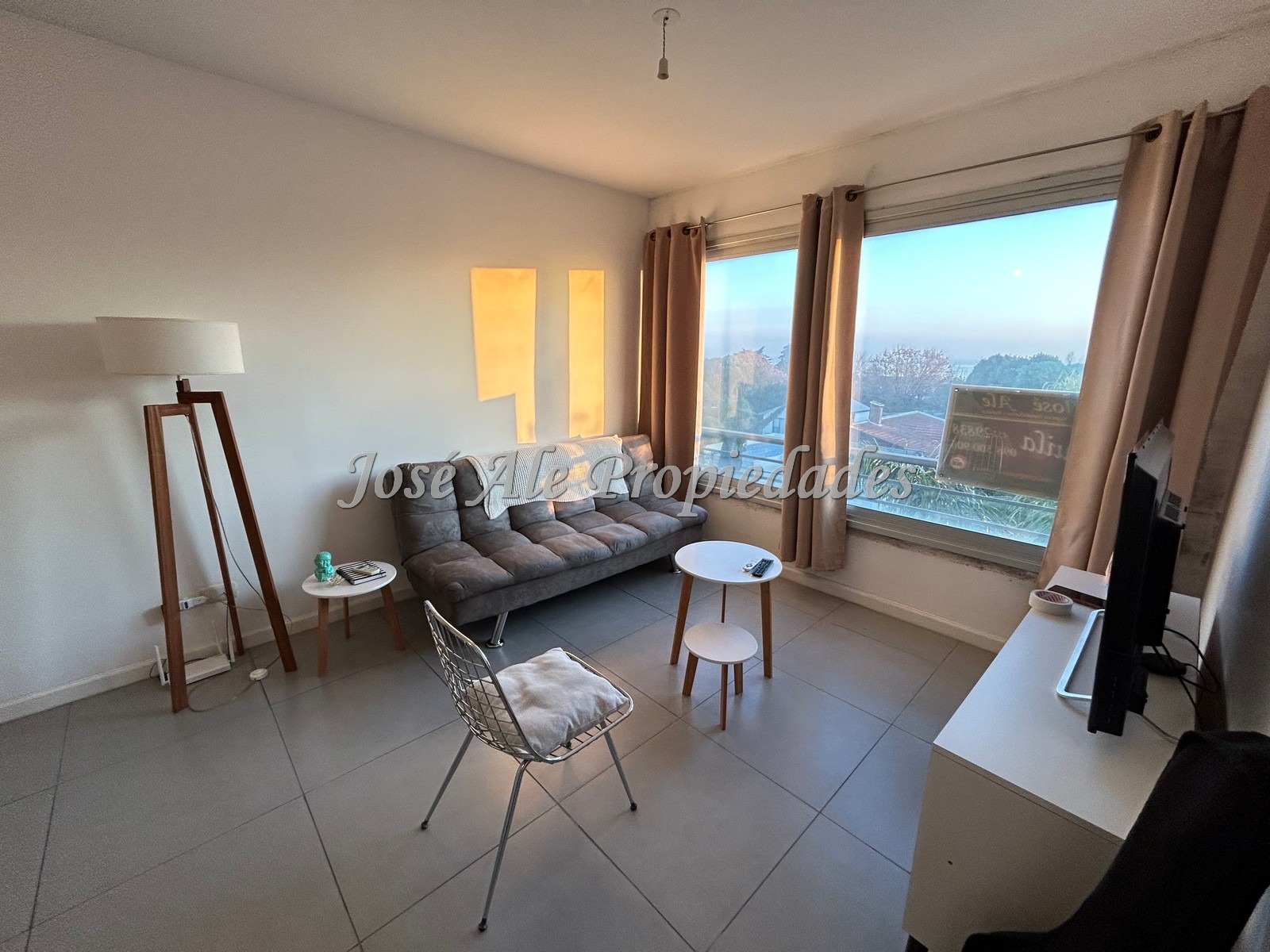 Imagen 3 de Hermoso apartamento de 1 dormitorio, ubicado a pocas cuadras de la Rambla Costanera, Colonia.