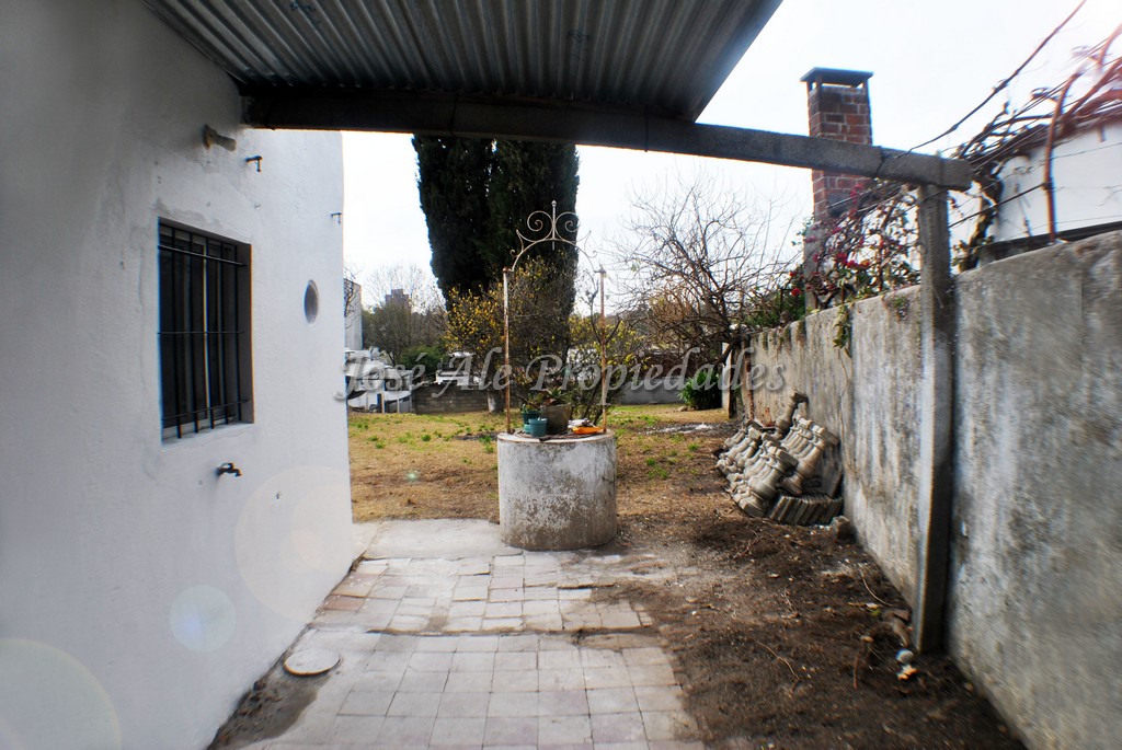 Imagen 9 de Casa de 2 dormitorios ubicada en pleno centro de Colonia sobre Av. Artigas, a pasos de todos los servicios.