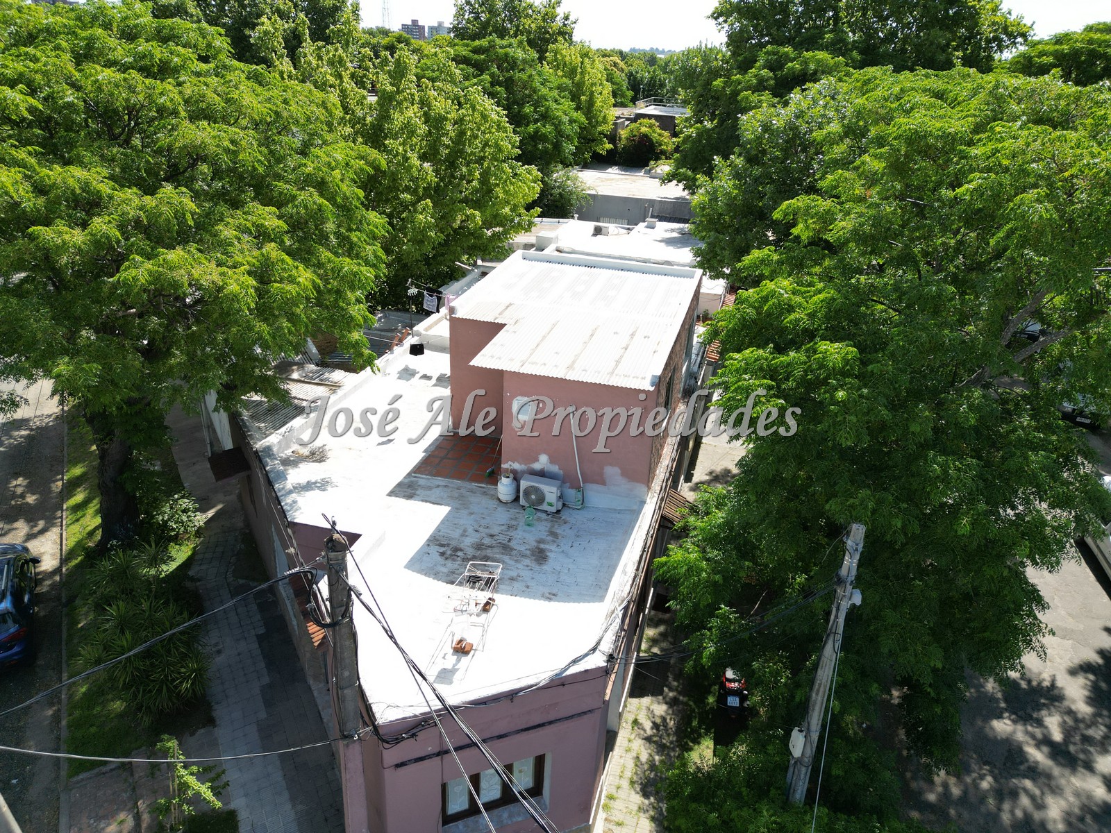 Imagen 1 de Casa con 2 apartamentos independientes.